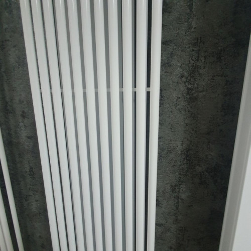 Вертикальный радиатор Betatherm Praktikum 1 H-2000 мм, L-501 мм PV 1200/13 9016M 99